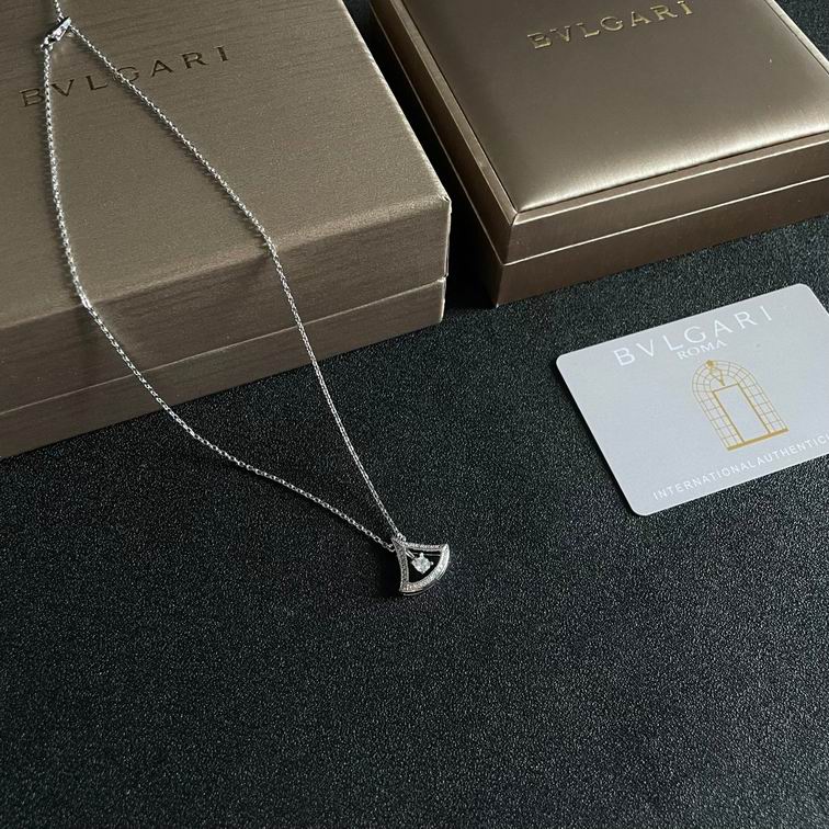 Bvlgari necklace 12lyh191 (3)