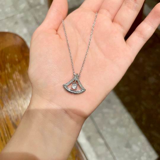 Bvlgari necklace 12lyh191 (5)