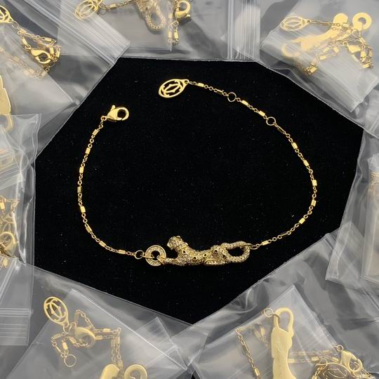 Cartier bracelet 12lyh215 (2)