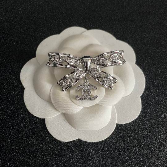 Chanel Brooch 12lyh06 (4)