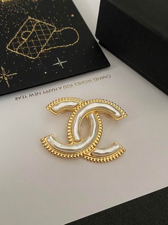 Chanel Brooch 12lyh07 (1)