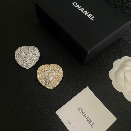 Chanel Brooch 12lyh16 (1)