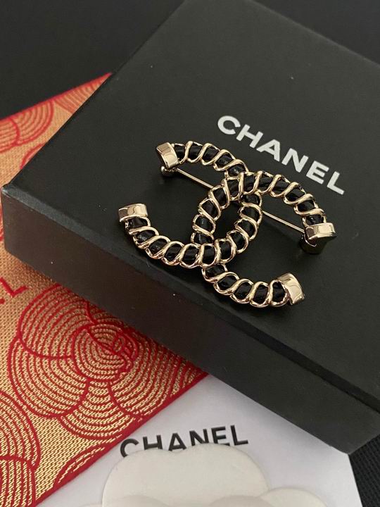 Chanel Brooch 12lyh18 (2)