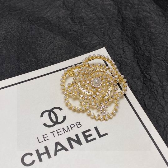 Chanel Brooch 12lyh21 (1)