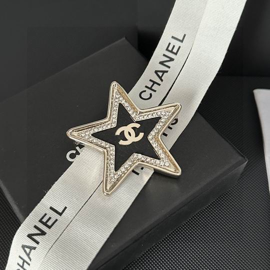 Chanel Brooch 12lyh28 (5)