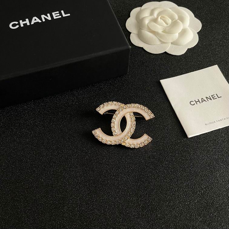 Chanel Brooch 12lyh29 (1)