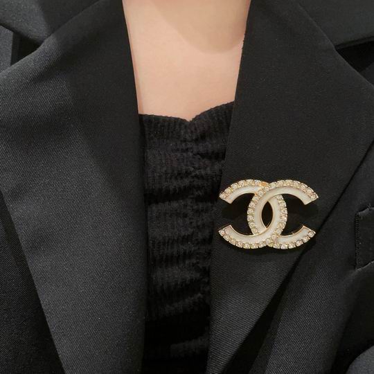 Chanel Brooch 12lyh29 (4)