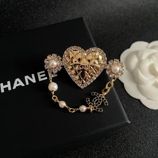 Chanel Brooch 12lyh35 (5)