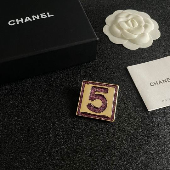 Chanel Brooch 12lyh36 (1)