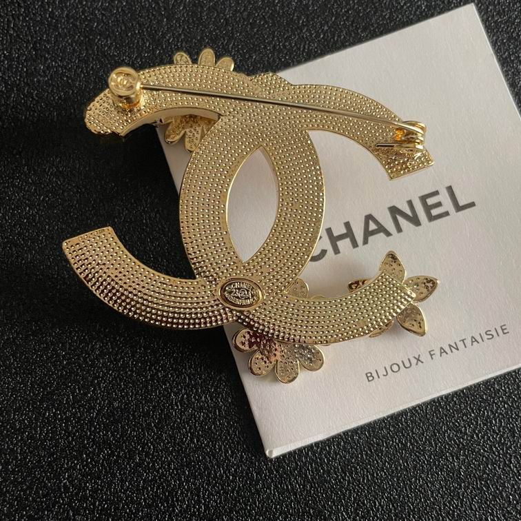 Chanel Brooch 12lyh37 (2)