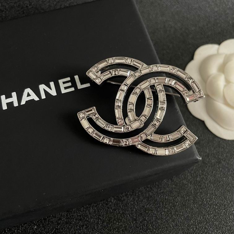 Chanel Brooch 12lyh38 (5)