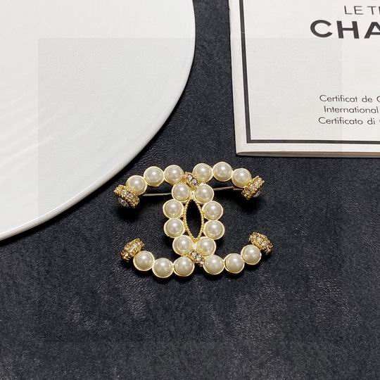 Chanel Brooch 12lyh42 (6)