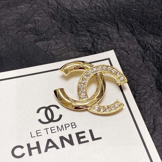 Chanel Brooch 12lyh43 (1)
