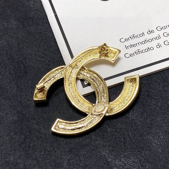 Chanel Brooch 12lyh43 (2)