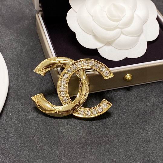 Chanel Brooch 12lyh43 (3)