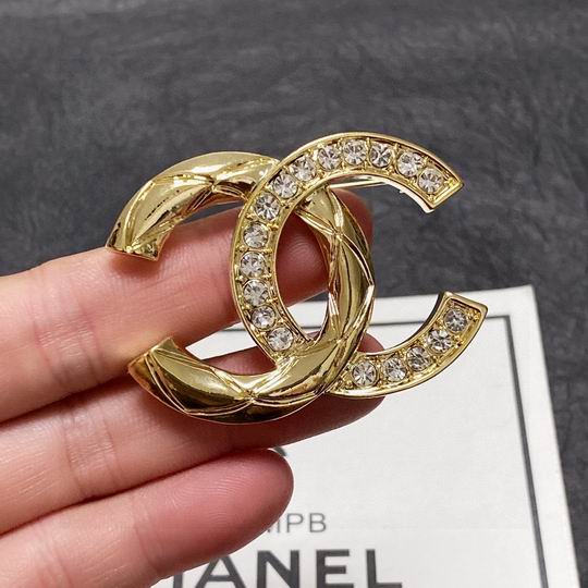 Chanel Brooch 12lyh43 (4)