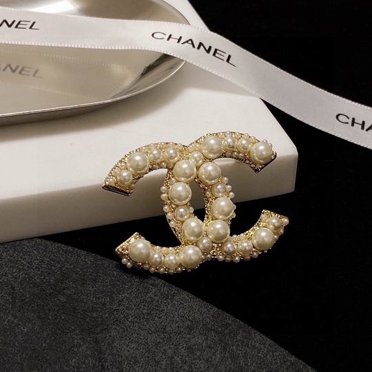 Chanel Brooch 12lyh45 (2)