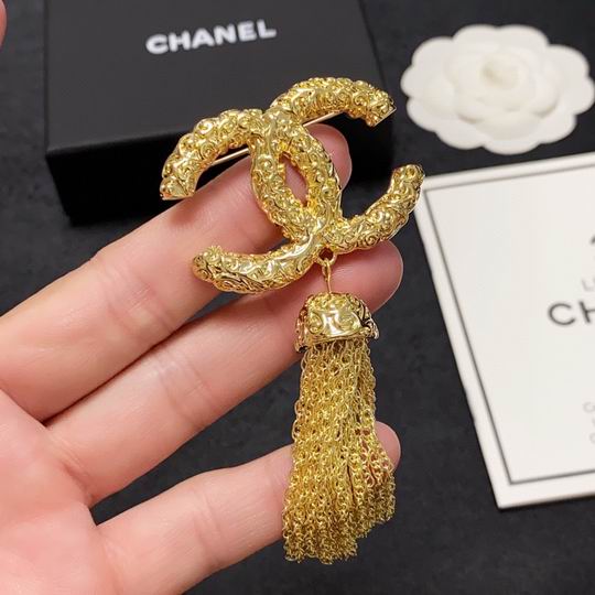Chanel Brooch 12lyh47 (5)