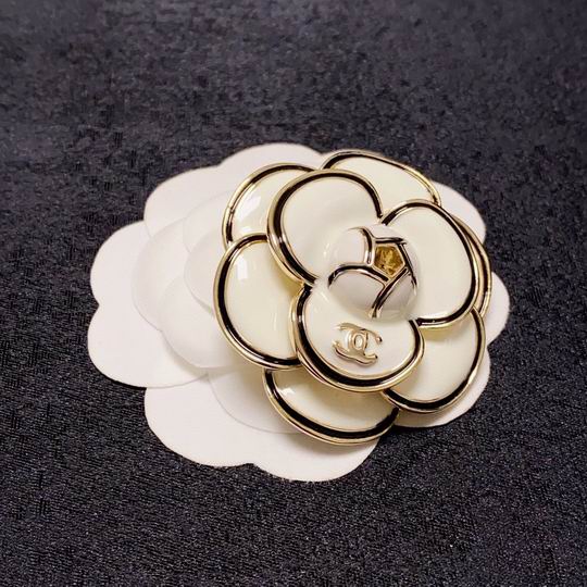 Chanel Brooch 12lyh48 (2)