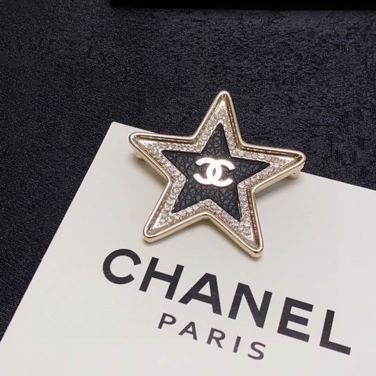 Chanel Brooch 12lyh51 (1)