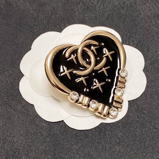 Chanel Brooch 12lyh55 (2)