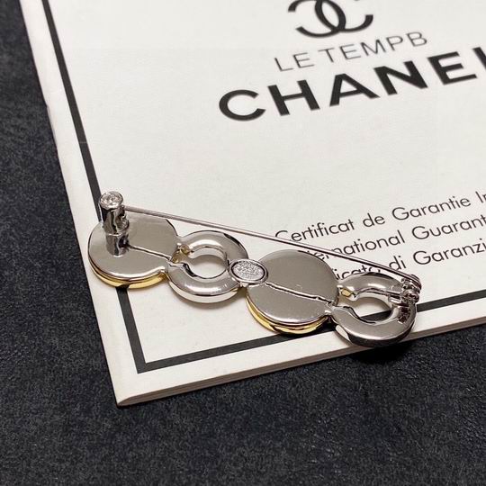 Chanel Brooch 12lyh61 (3)