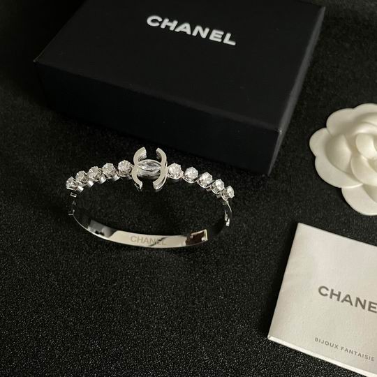 Chanel bracelet 12lyh04 (1)