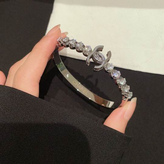 Chanel bracelet 12lyh04 (5)