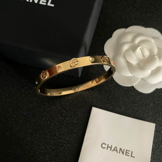 Chanel bracelet 12lyh05 (1)