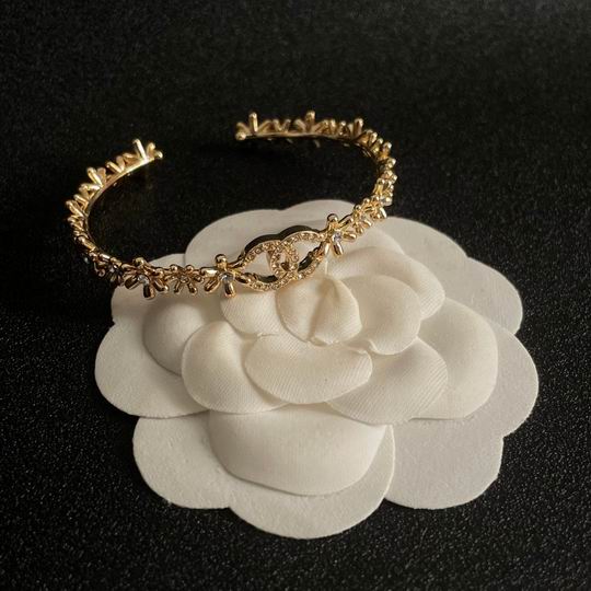 Chanel bracelet 12lyh16 (5)