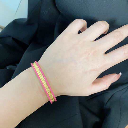 Chanel bracelet 12lyh18 (4)