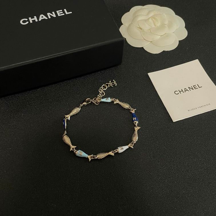 Chanel bracelet 12lyh21 (1)