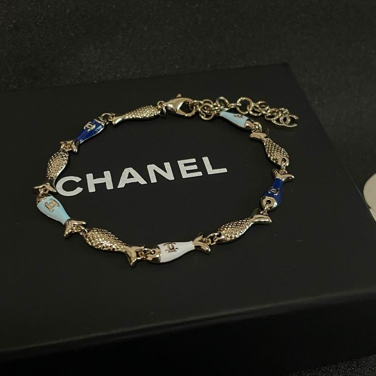 Chanel bracelet 12lyh21 (2)