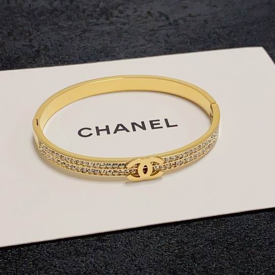 Chanel bracelet 12lyh25 (7)