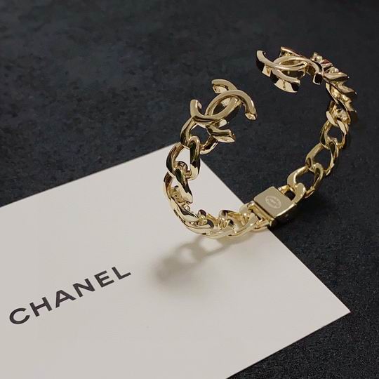 Chanel bracelet 12lyh27 (8)