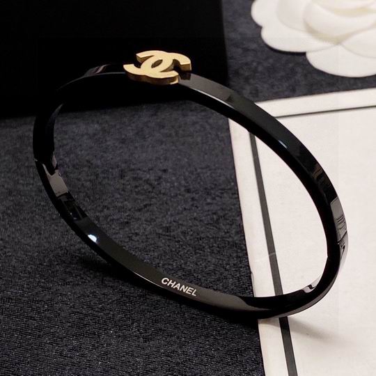 Chanel bracelet 12lyh29 (4)
