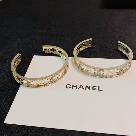 Chanel bracelet 12lyh39 (5)