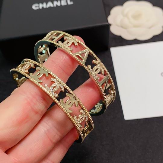 Chanel bracelet 12lyh39 (6)
