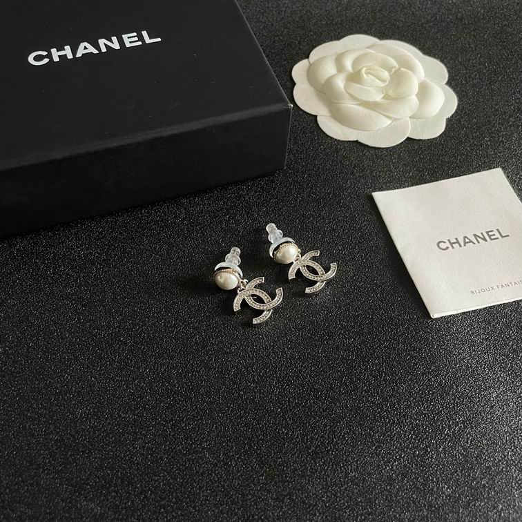 Chanel earring 12lyh06 (1)