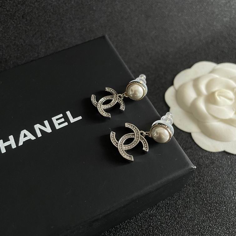 Chanel earring 12lyh06 (5)