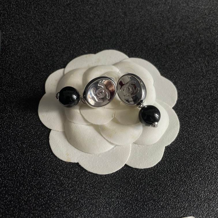 Chanel earring 12lyh10 (2)