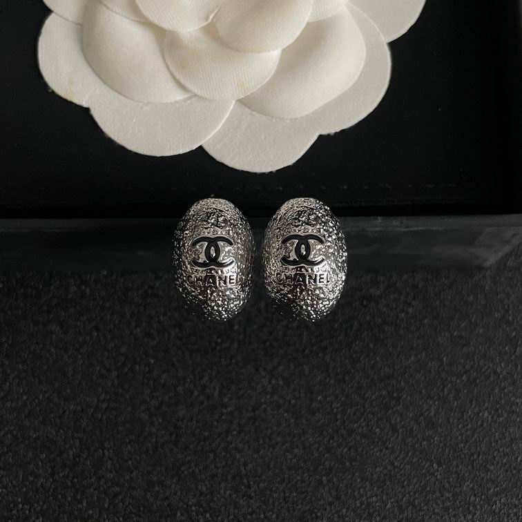 Chanel earring 12lyh112 (4)