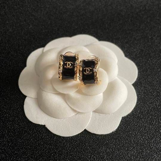Chanel earring 12lyh132 (4)