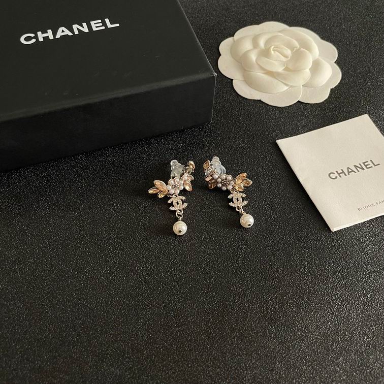 Chanel earring 12lyh18 (2)