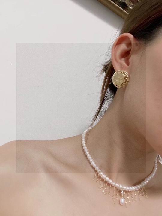 Chanel earring 12lyh23 (5)