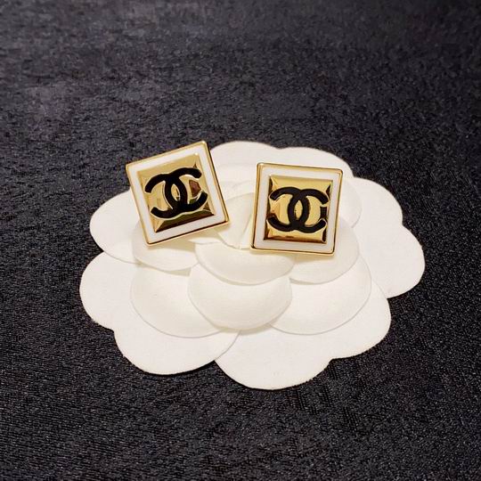 Chanel earring 12lyh24 (3)