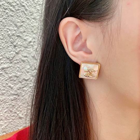 Chanel earring 12lyh39 (4)