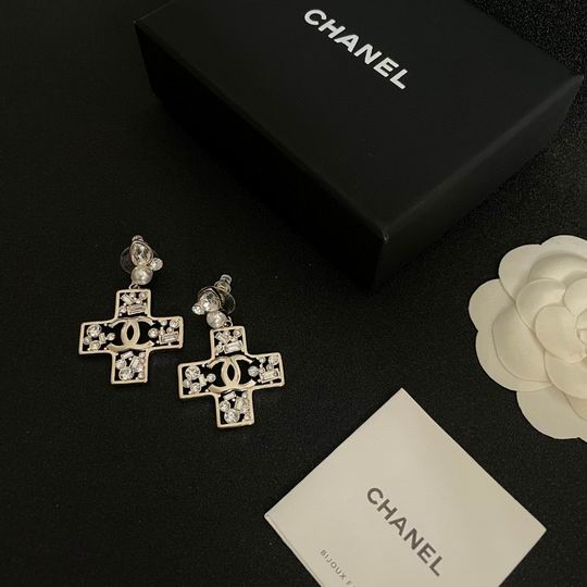 Chanel earring 12lyh45 (1)