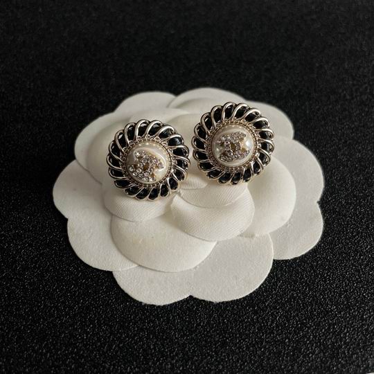 Chanel earring 12lyh76 (3)