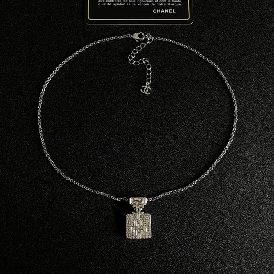 Chanel necklace 12lyh39 (1)